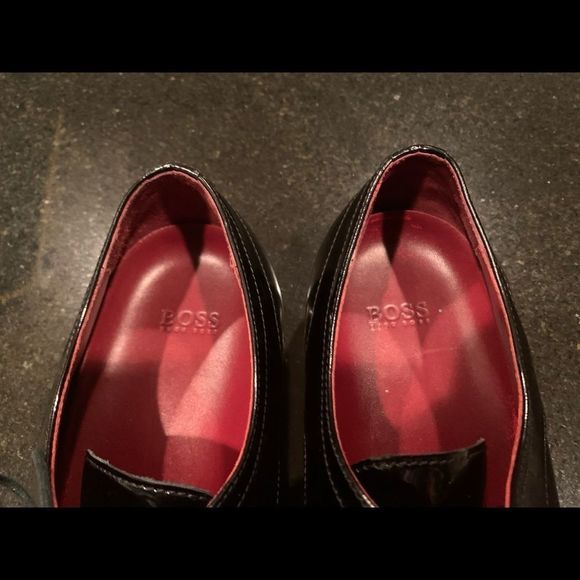 HUGO BOSS Oxford shoes in patent leather with Grossgrain Piping size 10 B4